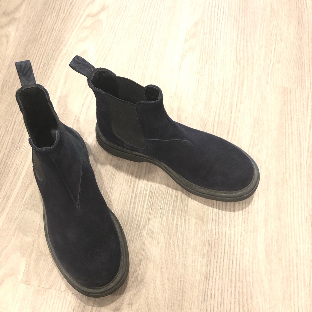 Emporio Armani men’s suede Chelsea boots, size 8.5, navy